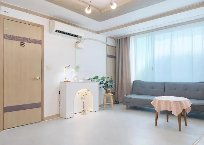 연지 White Linen House Séoul