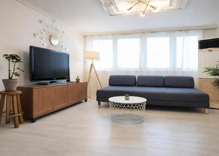 연지 White Linen House Appartement