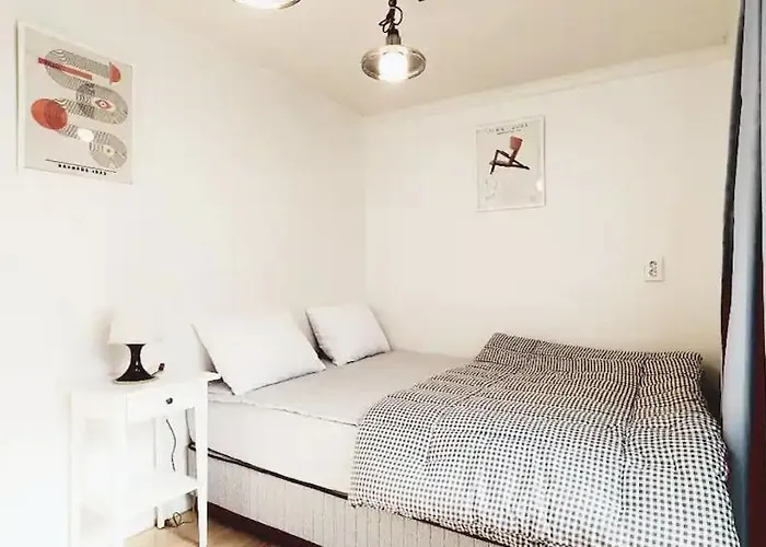연지 White Linen House *
