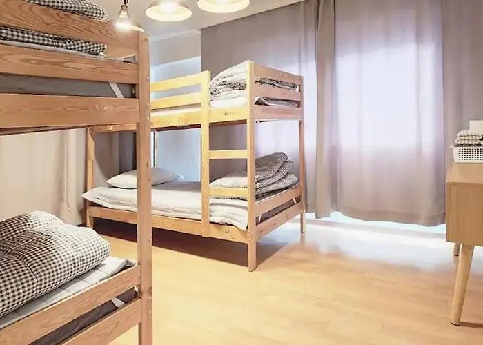 연지 White Linen House