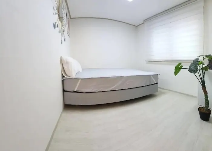 연지 White Linen House Apartamento *
