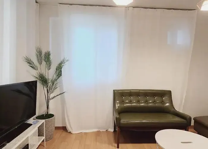 연지 White Linen House *