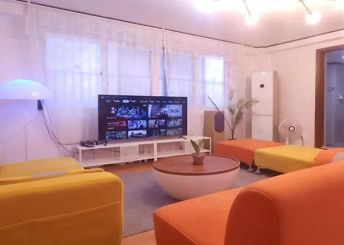 연지 White Linen House Apartamento Seúl